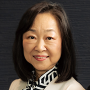 小出寛子氏
